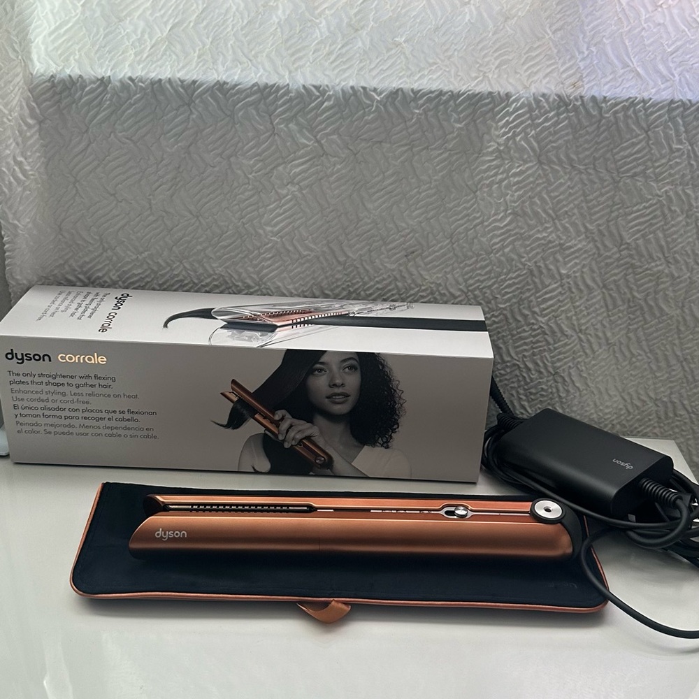 ❤️  new dyson corrale